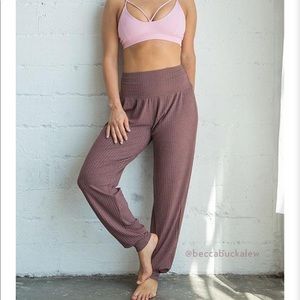 Namastetics Genie Pant in Dusty Red
